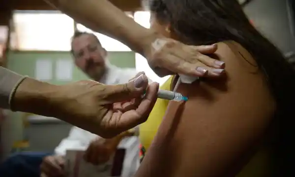 Lei garante 3 dias pagos para exames de câncer na CLT