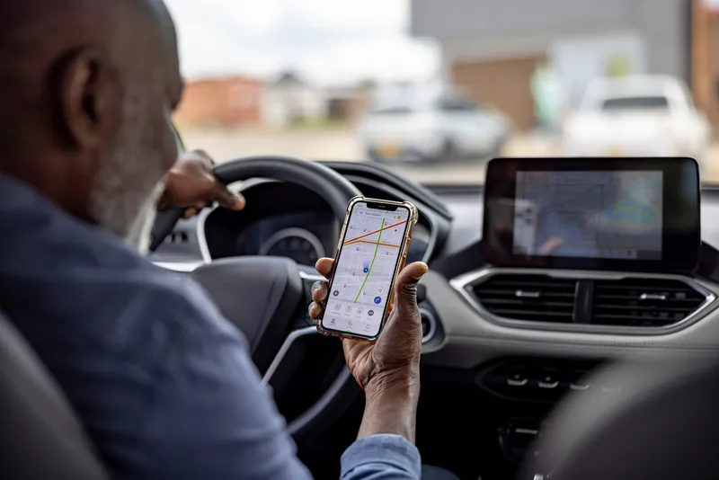 Governo lança crédito de R$ 30 bi para motoristas de app e taxistas