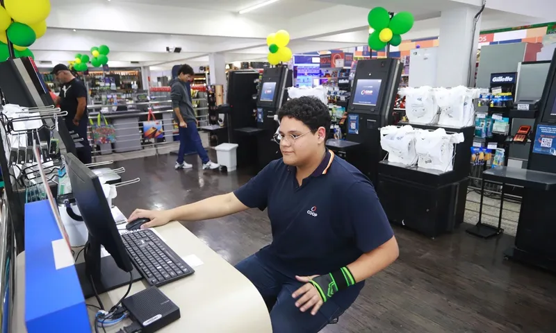 Ministério do Trabalho registra 13,9 milhões de jovens formalizados no Brasil em 2026
